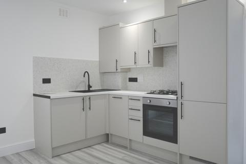 1 bedroom apartment to rent, Harvist Road, Queens Park, NW6