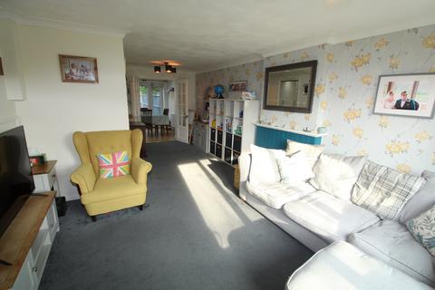 4 Juniper Close, Lutterworth, LE17 4US
