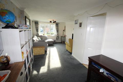 4 Juniper Close, Lutterworth, LE17 4US