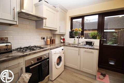 2 bedroom end of terrace house for sale, Tabbs Close, Letchworth Garden City, SG6 1DW