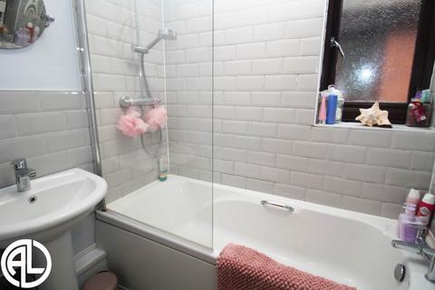 33 Tabbs Close, Letchworth Garden City, SG6 1DW