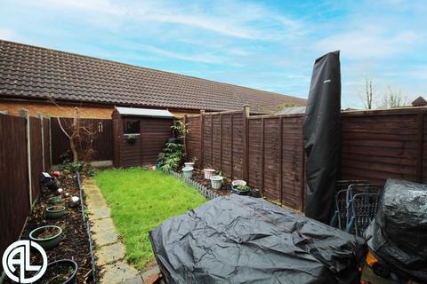 33 Tabbs Close, Letchworth Garden City, SG6 1DW