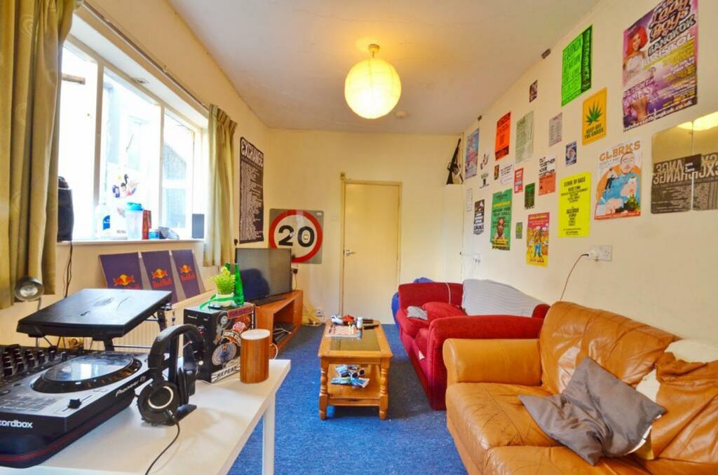 A vibrant and spacious modern living room, perf...