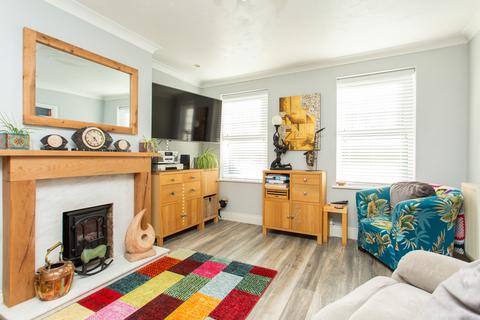 4 Astor Avenue, Dover, CT17 0AR