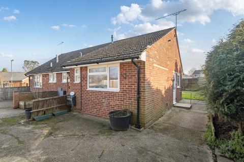 1 bedroom bungalow for sale, Rankine Close, Badshot Lea, Farnham, GU9