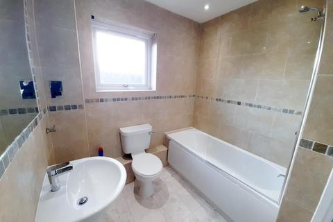 2 bedroom flat to rent, Princes Reach, Preston PR2