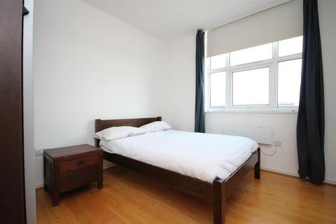 1 bedroom flat to rent, Bromyard House, Bromyard Avenue, Acton W3 7BF