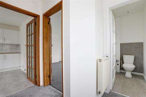 168 Wollaton Vale, Nottingham, NG8 2PL