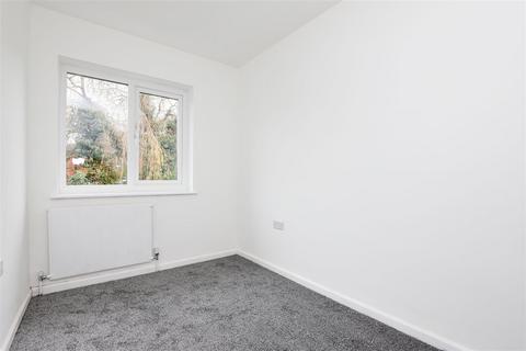 168 Wollaton Vale, Nottingham, NG8 2PL