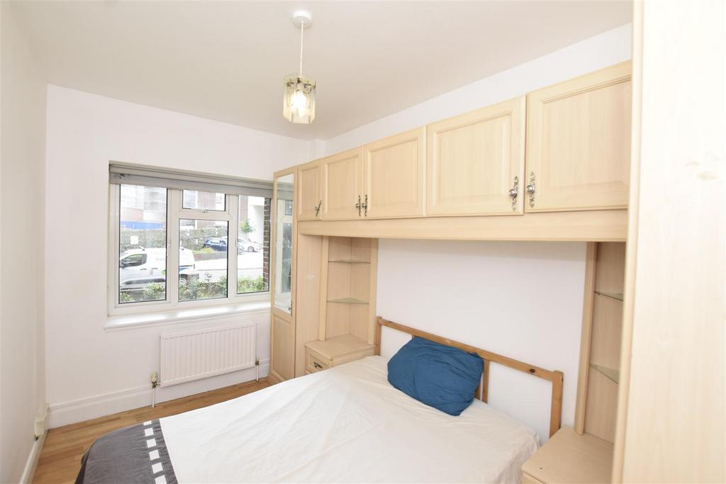 Bedroom 2.JPG