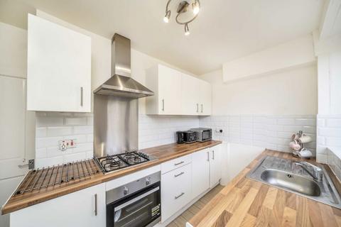 3 bedroom terraced house for sale, Laurie Road, London W7