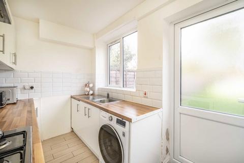 3 bedroom terraced house for sale, Laurie Road, London W7