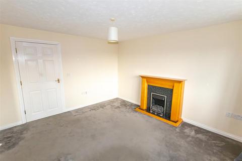 2 bedroom flat for sale, Hermes Court, Hayling Close, Gosport PO12