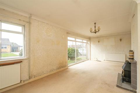 2 bedroom bungalow for sale, Marlborough Court, West Meads, Bognor Regis