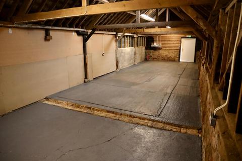 Storage to rent, Braintree