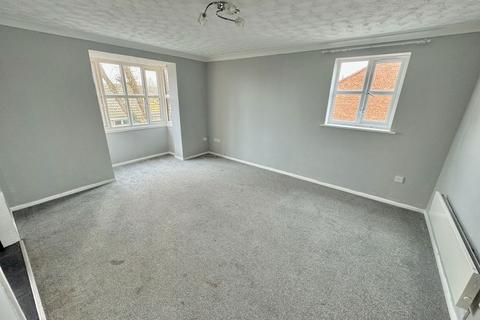 2 bedroom flat for sale, Chestnut Drive, Soham