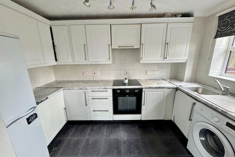 2 bedroom flat for sale, Chestnut Drive, Soham