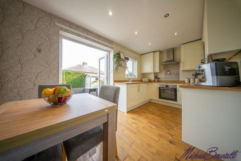 3 bedroom semi-detached house for sale, Thompson Close, Halifax HX3