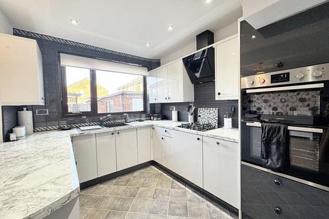 3 bedroom semi-detached house for sale, Rands Clough Drive, Manchester M28