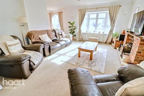 undefined, Denby Dale Close, Lincoln