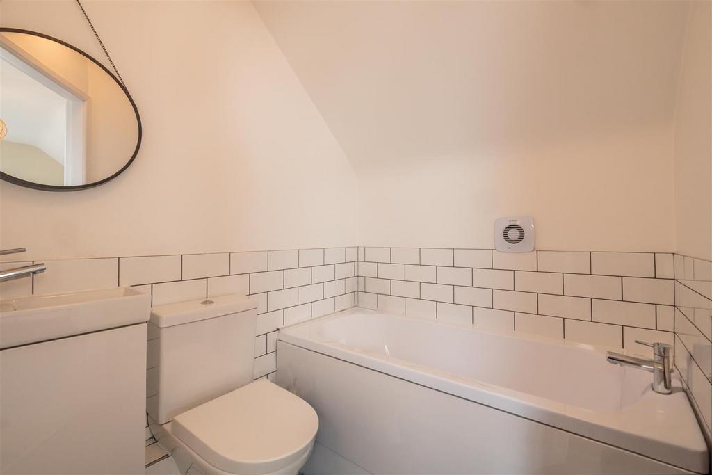 En Suite Bathroom