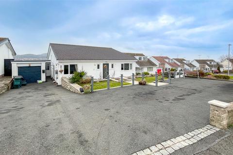 3 bedroom bungalow for sale, Rochester Way, Rhos on Sea, Colwyn Bay, Conwy, LL28