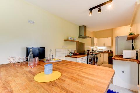 8 bedroom house of multiple occupation to rent, Ashurst Road, Brighton BN2