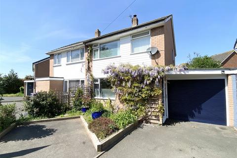 149 Fieldhouse Drive, Muxton, Telford, TF2 8PN