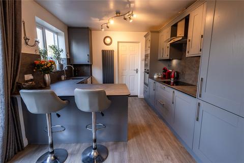 149 Fieldhouse Drive, Muxton, Telford, TF2 8PN
