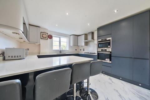 6 bedroom detached house for sale, Newbury,  Berkshire,  RG19