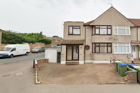 5 bedroom end of terrace house for sale, Eversley Avenue, Bexleyheath DA7