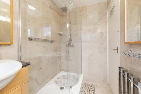 4 Bughtlin Drive, Edinburgh, EH12 8UX