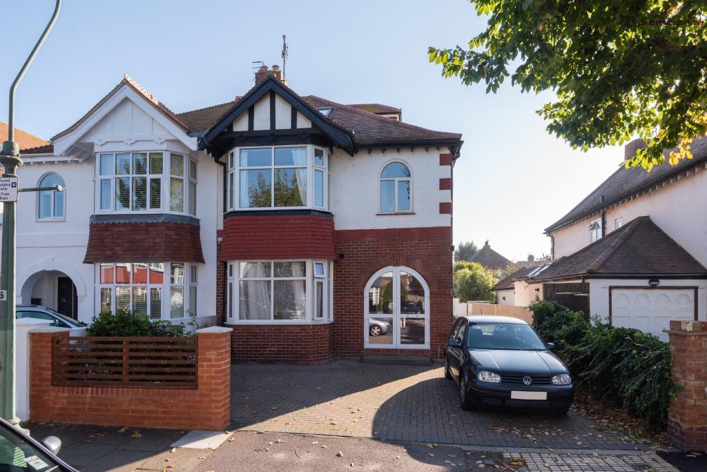 Welbeck Avenue-1 lge