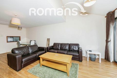 4 bedroom townhouse to rent, Cardinal Close, Caversham, Reading, RG4