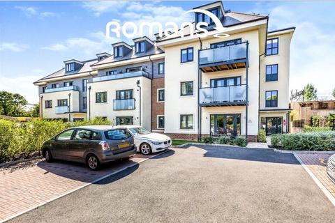 3 bedroom flat to rent, Lansdowne Place, Institute Road, Taplow, SL6