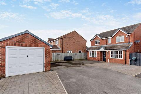 4 bedroom detached house for sale, Pasture Way, Castleford, West Yorkshire