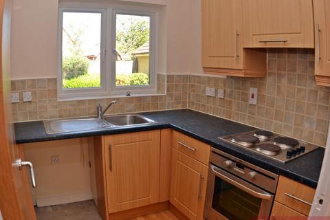 2 bedroom flat for sale, Royal Cresent, Newbury Park, IG2