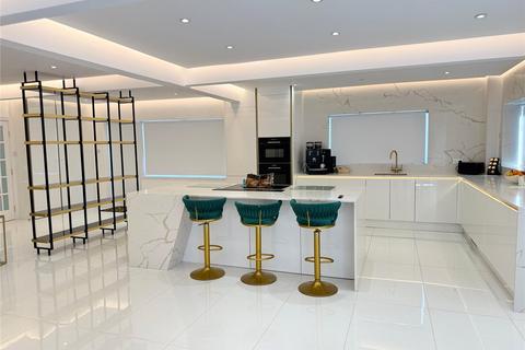 5 bedroom house to rent, Horton Road, Horton, Slough, SL3