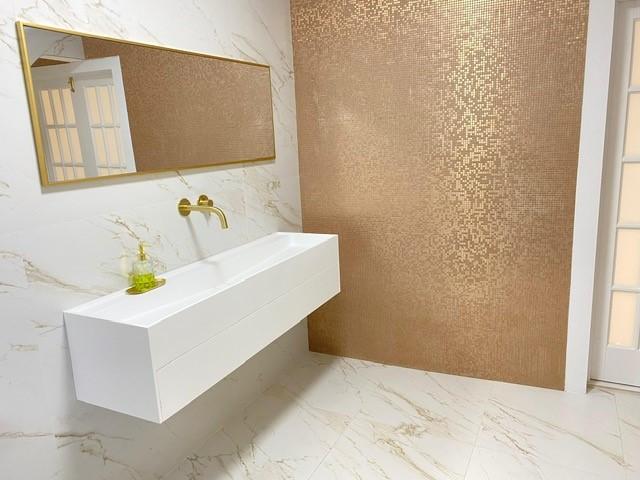 Bathroom 7