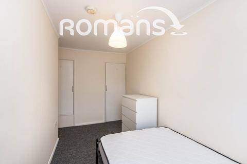 undefined, Dollis Drive, Farnham, GU9