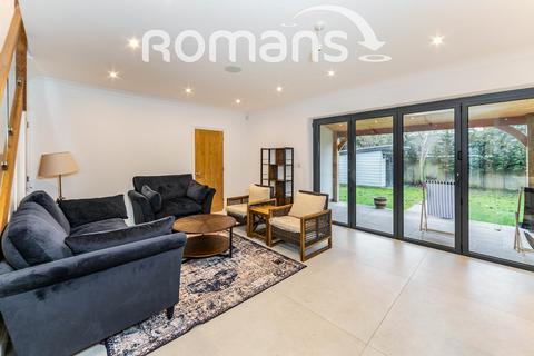undefined, Woods Road, Caversham, Reading, RG4