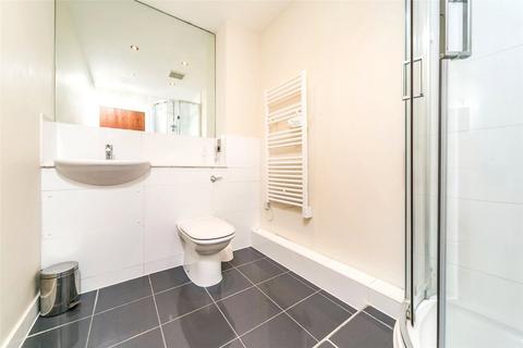 2 bedroom flat to rent, London Street, Reading, RG1