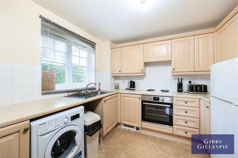 2 bedroom flat to rent, Colham Road, Uxbridge, Middlesex, UB8