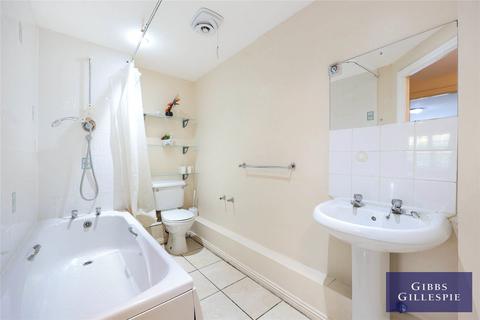 2 bedroom flat to rent, Colham Road, Uxbridge, Middlesex, UB8