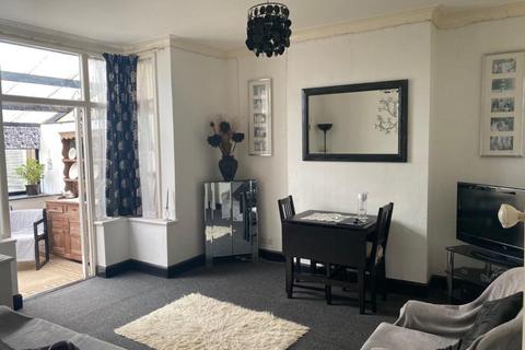 1 bedroom in a house share to rent, Ingram Road, Thornton Heath, CR7