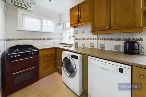 3 bedroom house to rent, Rownhams Road, Southampton