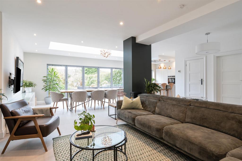 210 St. Bernards Road 26.jpg
