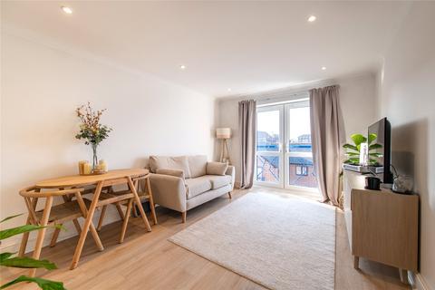 1 bedroom flat for sale, West Street, Gravesend, Kent, DA11