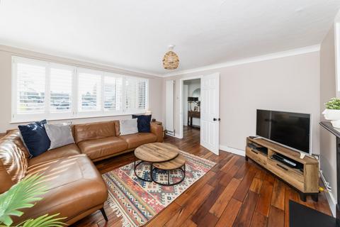 9 Howard Cornish Road, Marcham, Abingdon, OX13 6PH