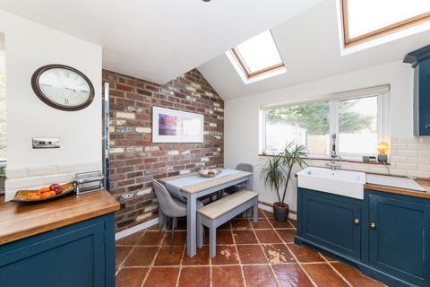 9 Howard Cornish Road, Marcham, Abingdon, OX13 6PH